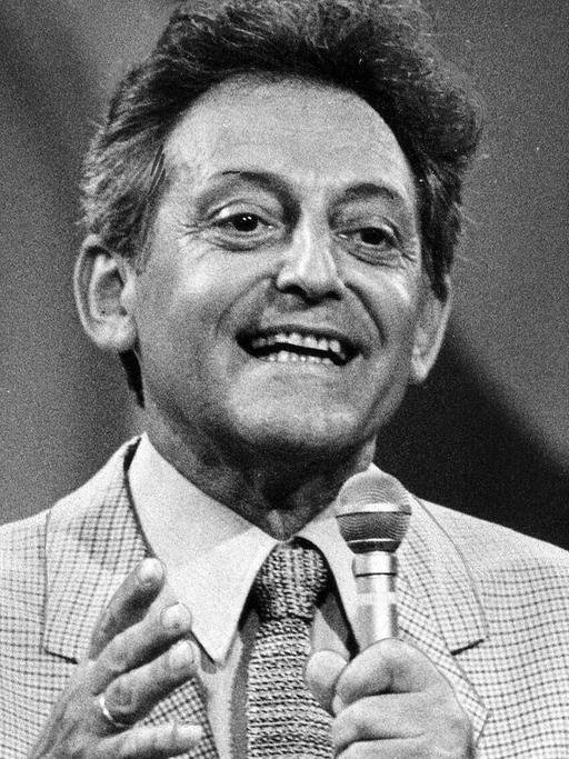 Moderator Hans Rosenthal