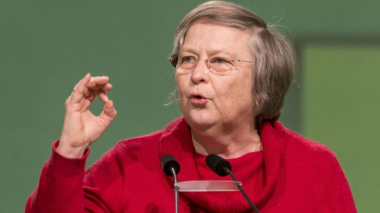 Bärbel Höhn auf dem Bundesparteitag der Grünen 2014 Bärbel Höhn auf dem Bundesparteitag der Grünen 2014
