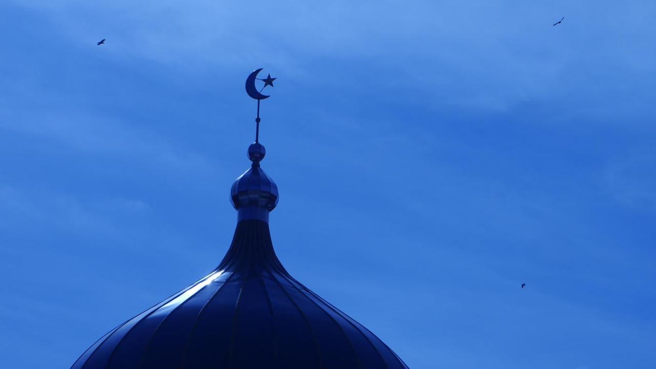 Nach islamischem Recht ist die Kinderehe in manchen Staaten erlaubt Nach islamischem Recht ist die Kinderehe in manchen Staaten erlaubt