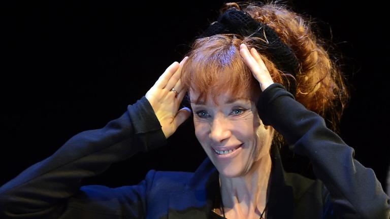 Sibylle Berg Und In Arizona Geht Die Sonne Auf Sibylle Berg: „Wunderbare Jahre“ - Als das Reisen noch geholfen hat