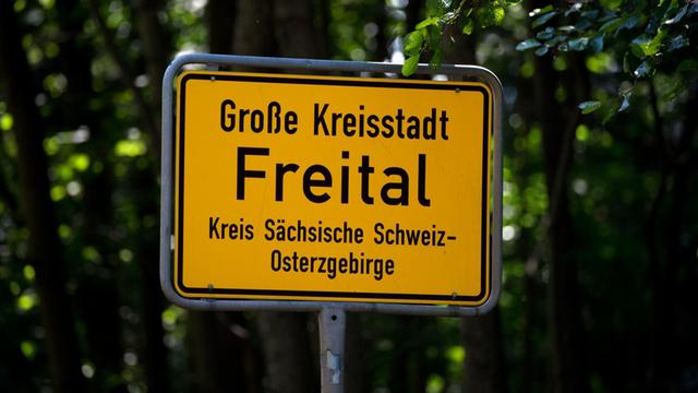 Ortseingangsschild der Großen Kreisstadt Freital in Sachsen.