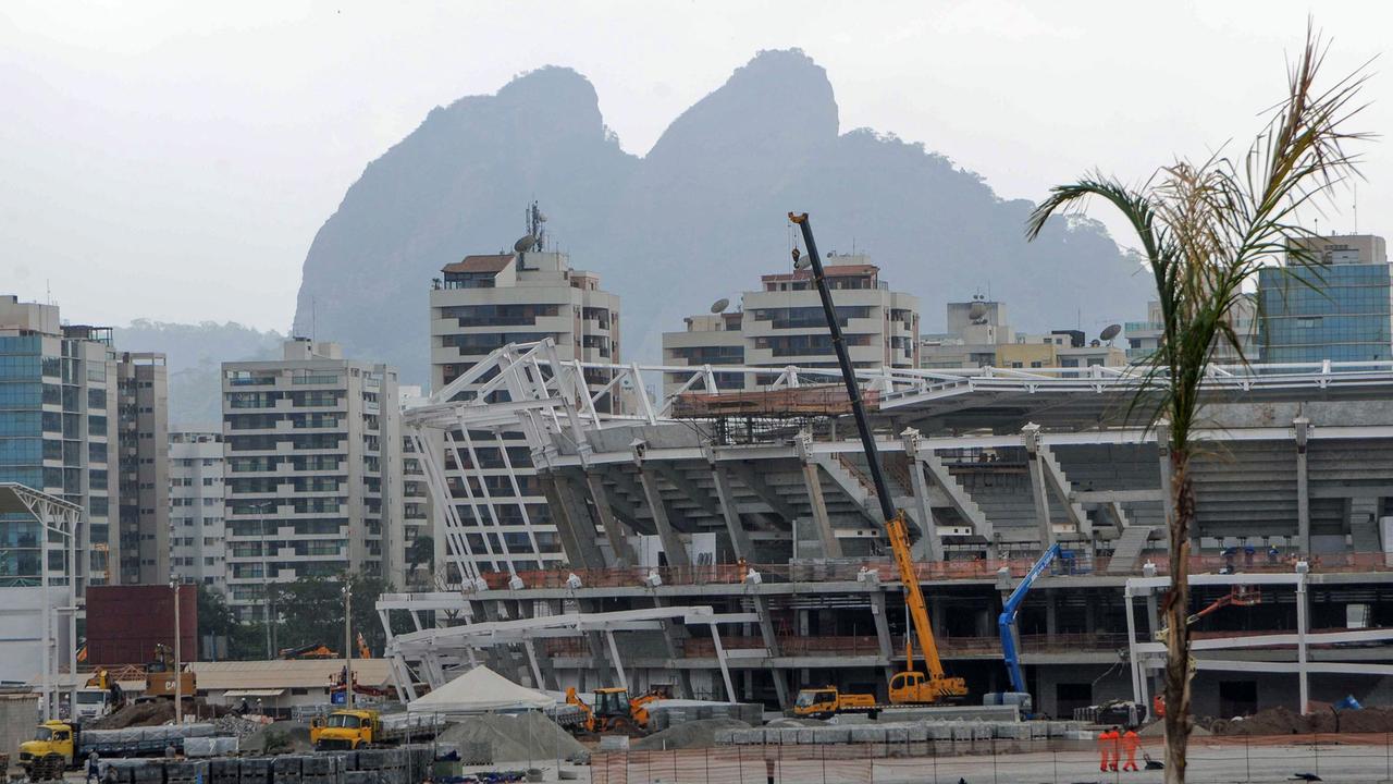 Olympische Spiele 2016 in Rio de Janeiro - Bauarbeiten für den Olympia-Park in Barra da Tijuca Olympische Spiele 2016 in Rio de Janeiro - Bauarbeiten für den Olympia-Park in Barra da Tijuca