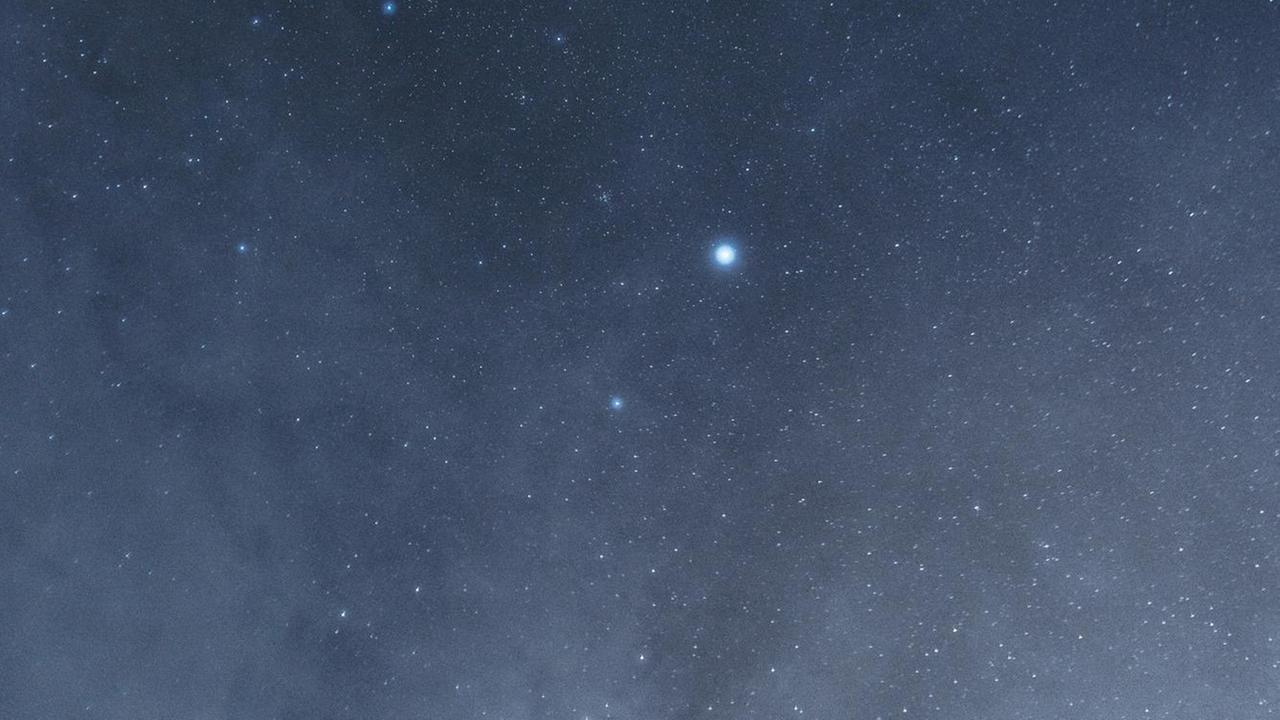 Blick in den nächtlichen Sternenhimmel in Mauá da Serra, Brasilien