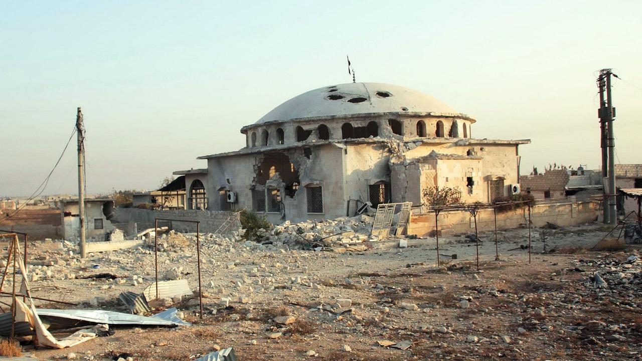 Zerstörte Gebäude in der Nähe von Aleppo, Syrien Zerstörte Gebäude in der Nähe von Aleppo, Syrien