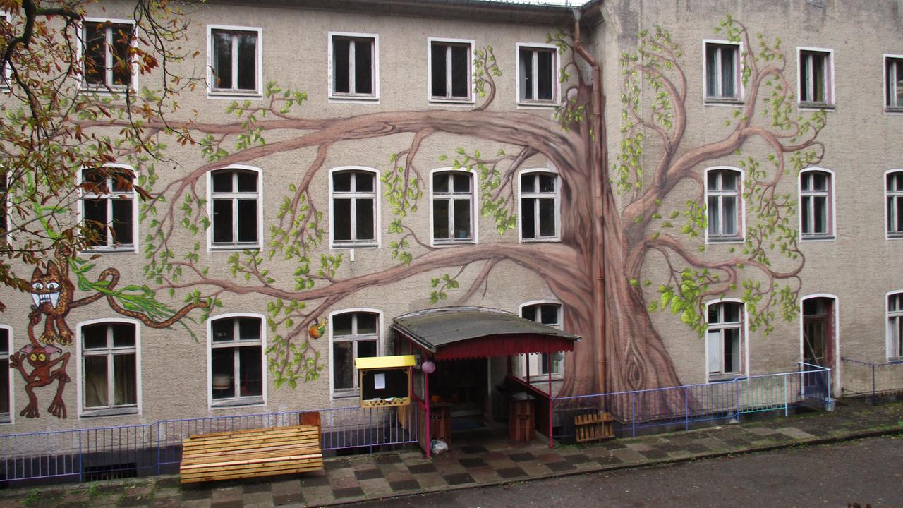 Leider liegt für dieses Bild keine Bildbeschreibung vor Leider liegt für dieses Bild keine Bildbeschreibung vor