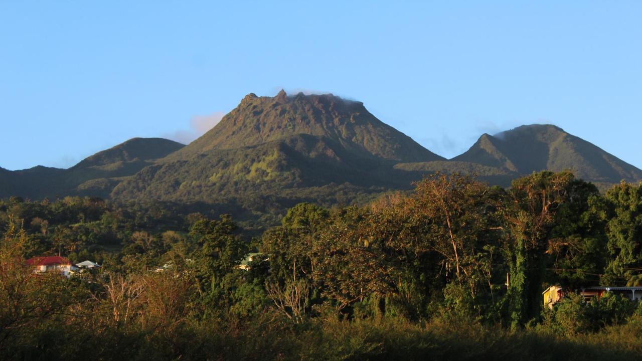 Blick auf La Soufrière in Guadeloupe. Blick auf La Soufrière in Guadeloupe.