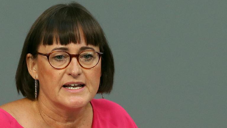 Martina Renner (Die Linke) spricht im Bundestag Martina Renner (Die Linke) spricht im Bundestag