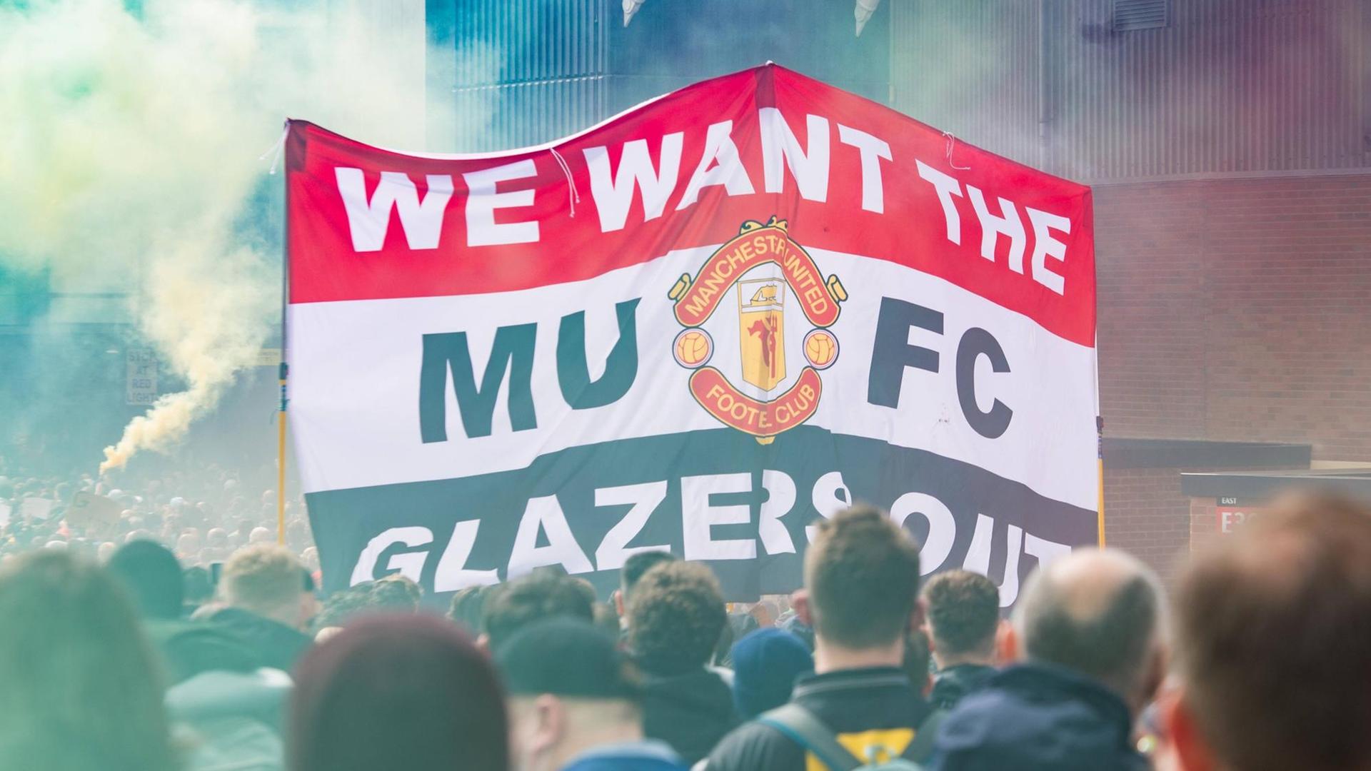 In Manchester protestierten Fans gegen die Super-League-Pläne. In Manchester protestierten Fans gegen die Super-League-Pläne.