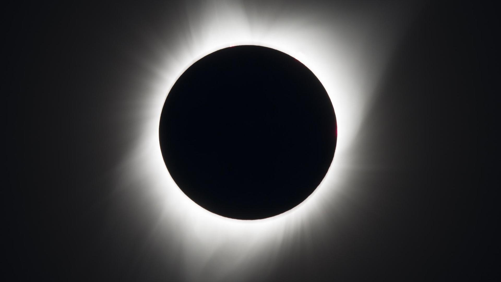 Bild einer Sonnenfinsternis Bild einer Sonnenfinsternis