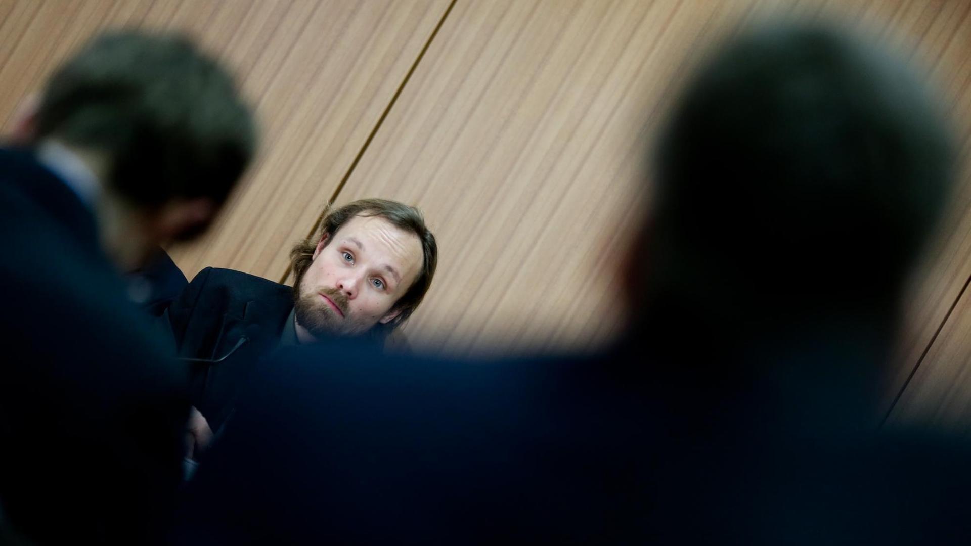 Der deutsche Journalist Billy Six: Nach seiner Entlassung aus syrischer Haft 2013 dankte er Russland. Der deutsche Journalist Billy Six: Nach seiner Entlassung aus syrischer Haft 2013 dankte er Russland.