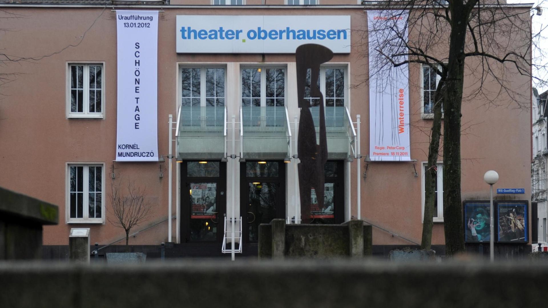 Das Theater Oberhausen aufgenommen am 18.02.2012 in Oberhausen. Das Theater Oberhausen aufgenommen am 18.02.2012 in Oberhausen.