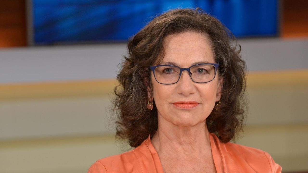 Susan Neiman, amerikanische Philosophin und Direktorin des Potsdamer Einstein Forums Susan Neiman, amerikanische Philosophin und Direktorin des Potsdamer Einstein Forums