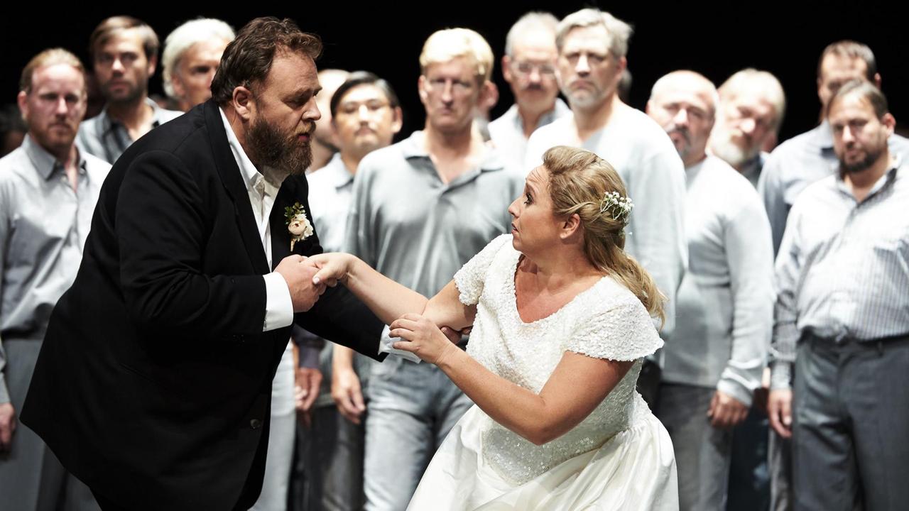 "Lohengrin" an der Staatsoper Stuttgart "Lohengrin" an der Staatsoper Stuttgart