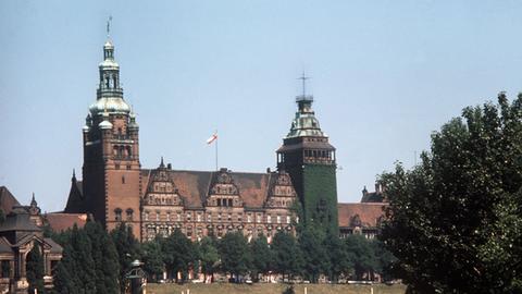 Historische Gebäude in Stettin ziehen viele Besucher an.