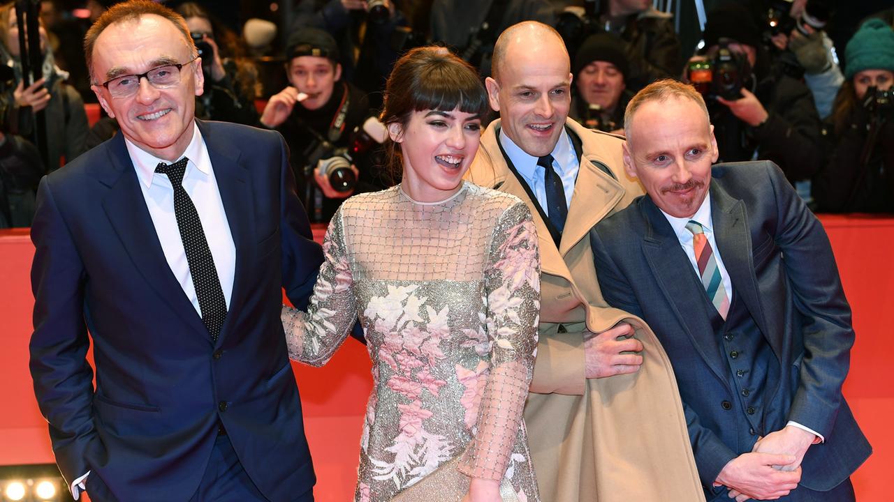V.l.n.r.: Regisseur Danny Boyle, Anjela Nedyalkova, Johnny Lee Miller und Ewen Bremner vor der Premiere von "Trainspotting 2". V.l.n.r.: Regisseur Danny Boyle, Anjela Nedyalkova, Johnny Lee Miller und Ewen Bremner vor der Premiere von "Trainspotting 2".