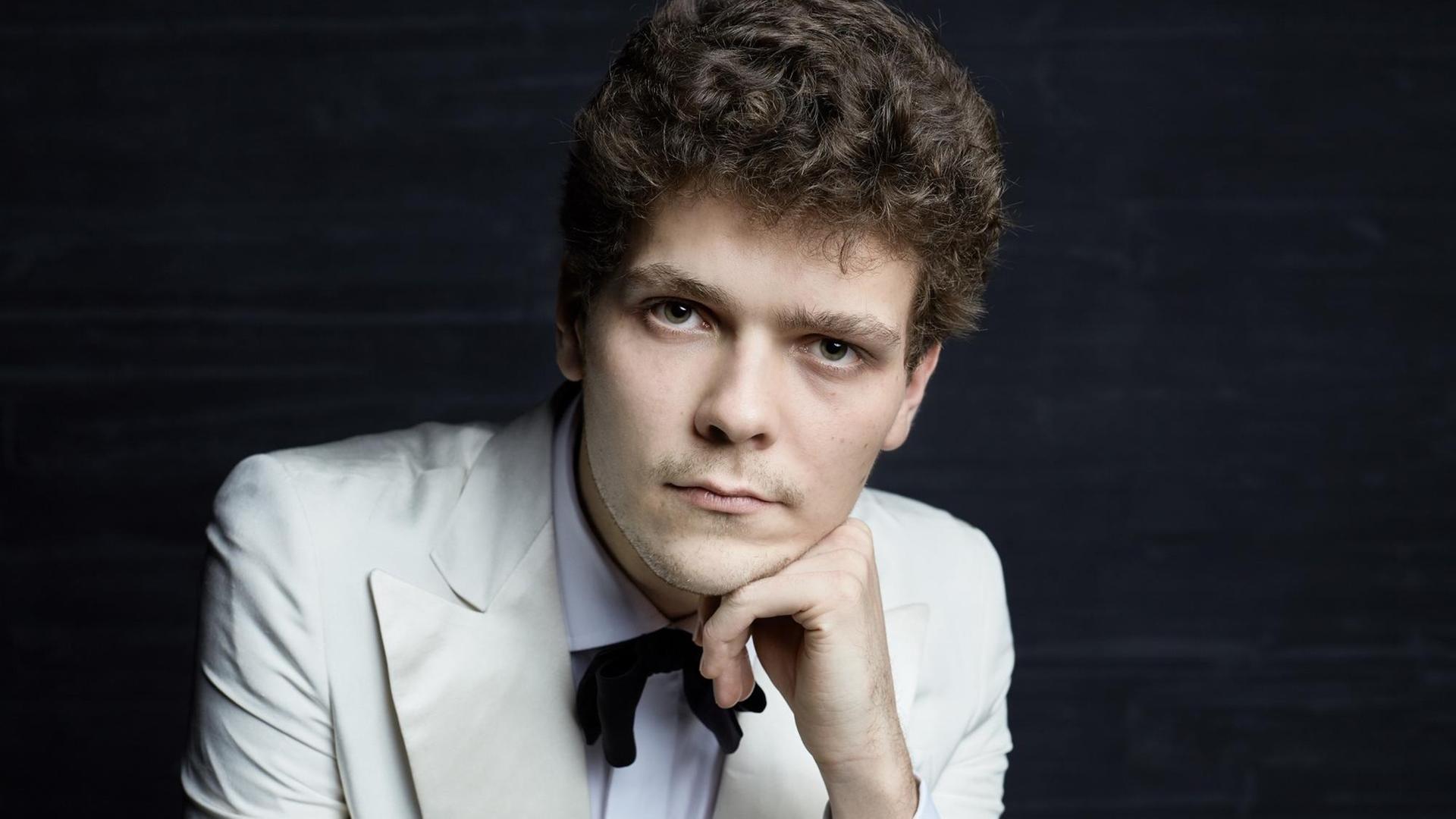 Der polnische Pianist Szymon Nehring Der polnische Pianist Szymon Nehring