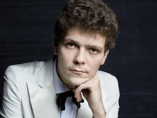Der polnische Pianist Szymon Nehring
