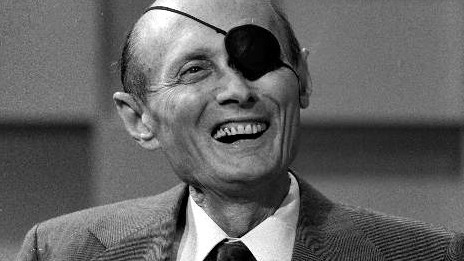 Moshe Dajan wurde 1967 israelischer Verteidigungsminister - hier eine Aufnahme von 1981. Moshe Dajan wurde 1967 israelischer Verteidigungsminister - hier eine Aufnahme von 1981.