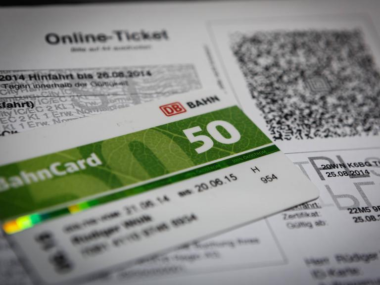 Online-Ticket und Bahncard
