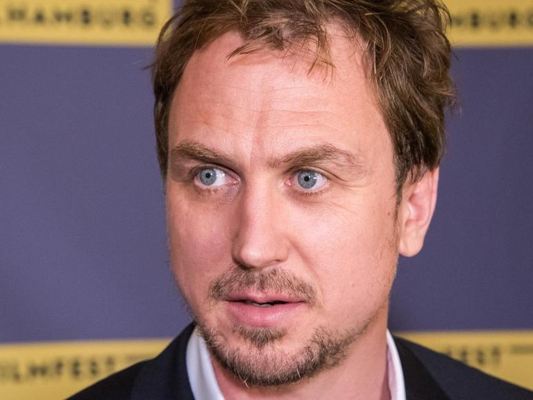 Der Schauspieler Lars Eidinger im Hamburger Passage-Kino bei der Vorführung des Films "Mathilde"