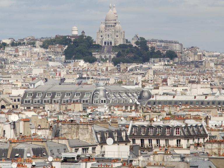 Blick auf Sacré-Coeur de Montmartre am Donnerstag (23.06.2011) im französischen Paris.