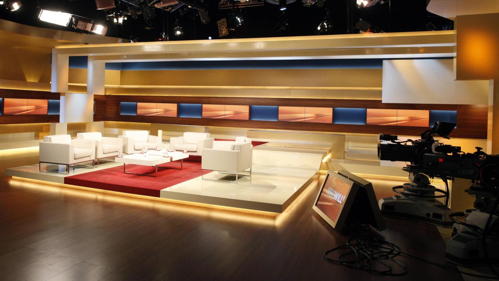 Leeres Studio von der ARD-Talkshow "Anne Will" im Februar 2015 Leeres Studio von der ARD-Talkshow "Anne Will" im Februar 2015