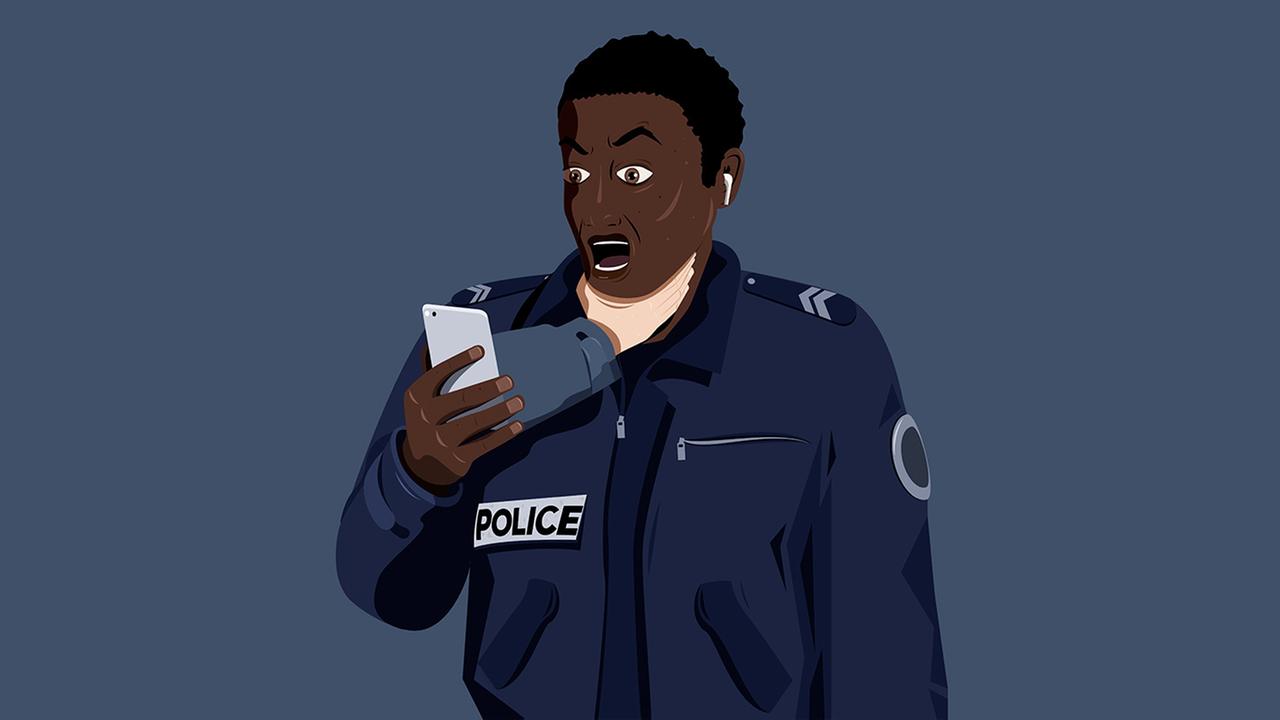Die Illustration zeigt einen schwarzen französischen Polizisten, der entsetzt auf sein Smartphone schaut, aus dem eine weiße Hand hervorkommt, die ihn würgt. Die Illustration zeigt einen schwarzen französischen Polizisten, der entsetzt auf sein Smartphone schaut, aus dem eine weiße Hand hervorkommt, die ihn würgt.