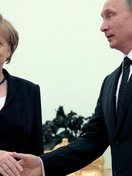 Angela Merkel und Wladimir Putin bei einem Treffen im Mai 2015
