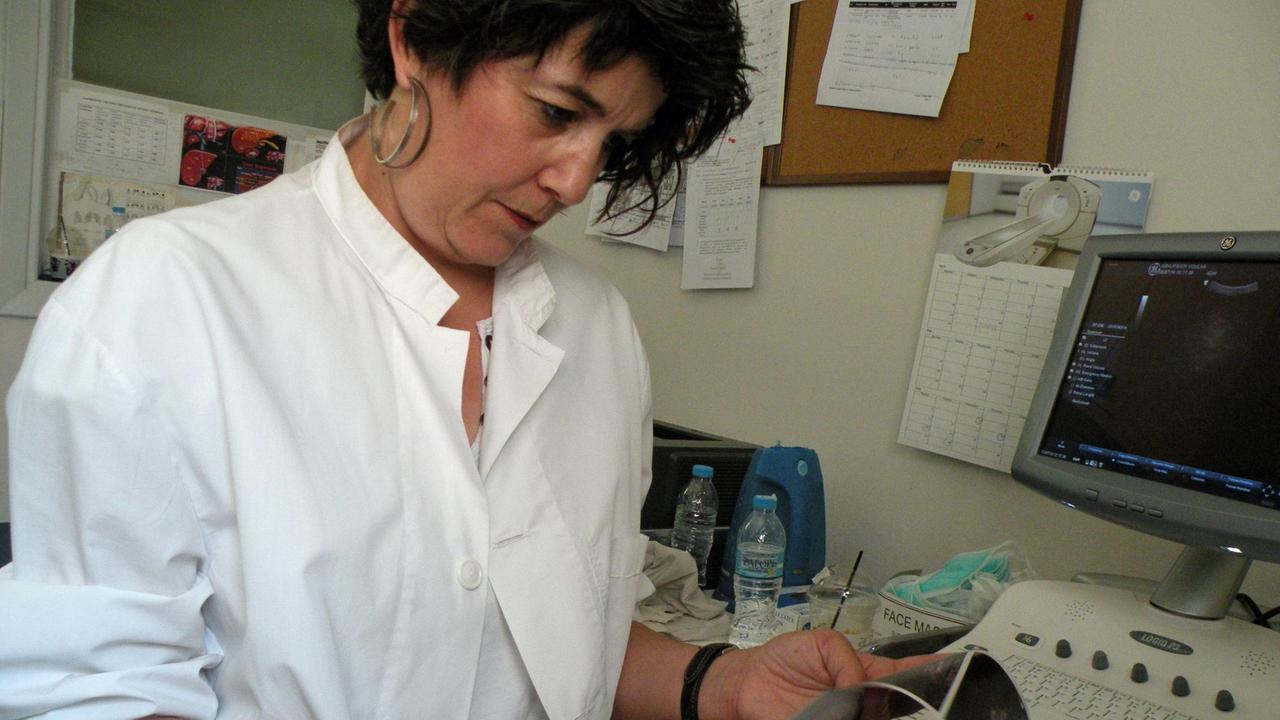 Radiologin Despoina Tosonidou im Athener Asklipiio-Krankenhaus Radiologin Despoina Tosonidou im Athener Asklipiio-Krankenhaus