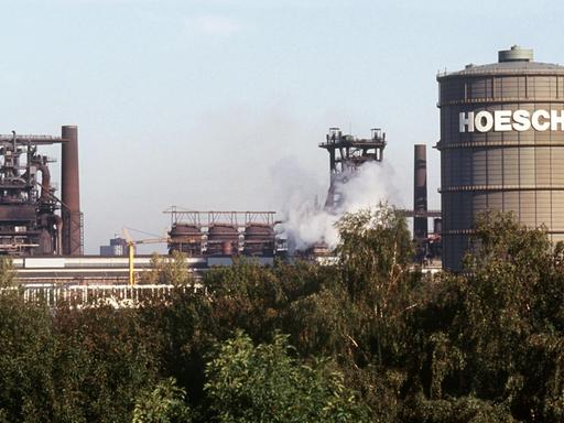 Blick auf die Anlagen der Hoesch Stahl AG in Dortmund am 14. Oktober 1991.