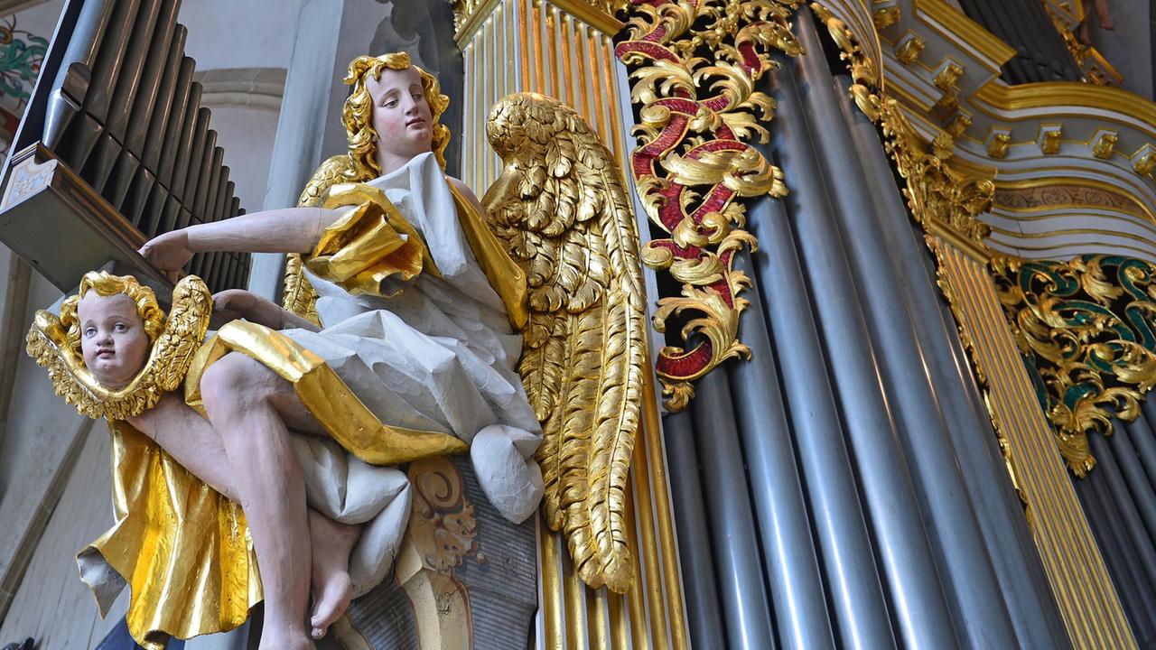 Blick auf die Silbermann-Orgel im Dom Freiberg (Sachsen), aufgenommen am 30.04.2014. Blick auf die Silbermann-Orgel im Dom Freiberg (Sachsen), aufgenommen am 30.04.2014.