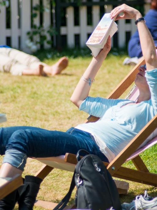 Besucher des Hay Festivals