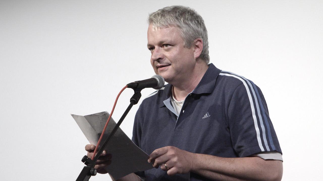 Ulf Stolterfoht 2012 in der Berliner Literaturwerkstatt. Ulf Stolterfoht 2012 in der Berliner Literaturwerkstatt.