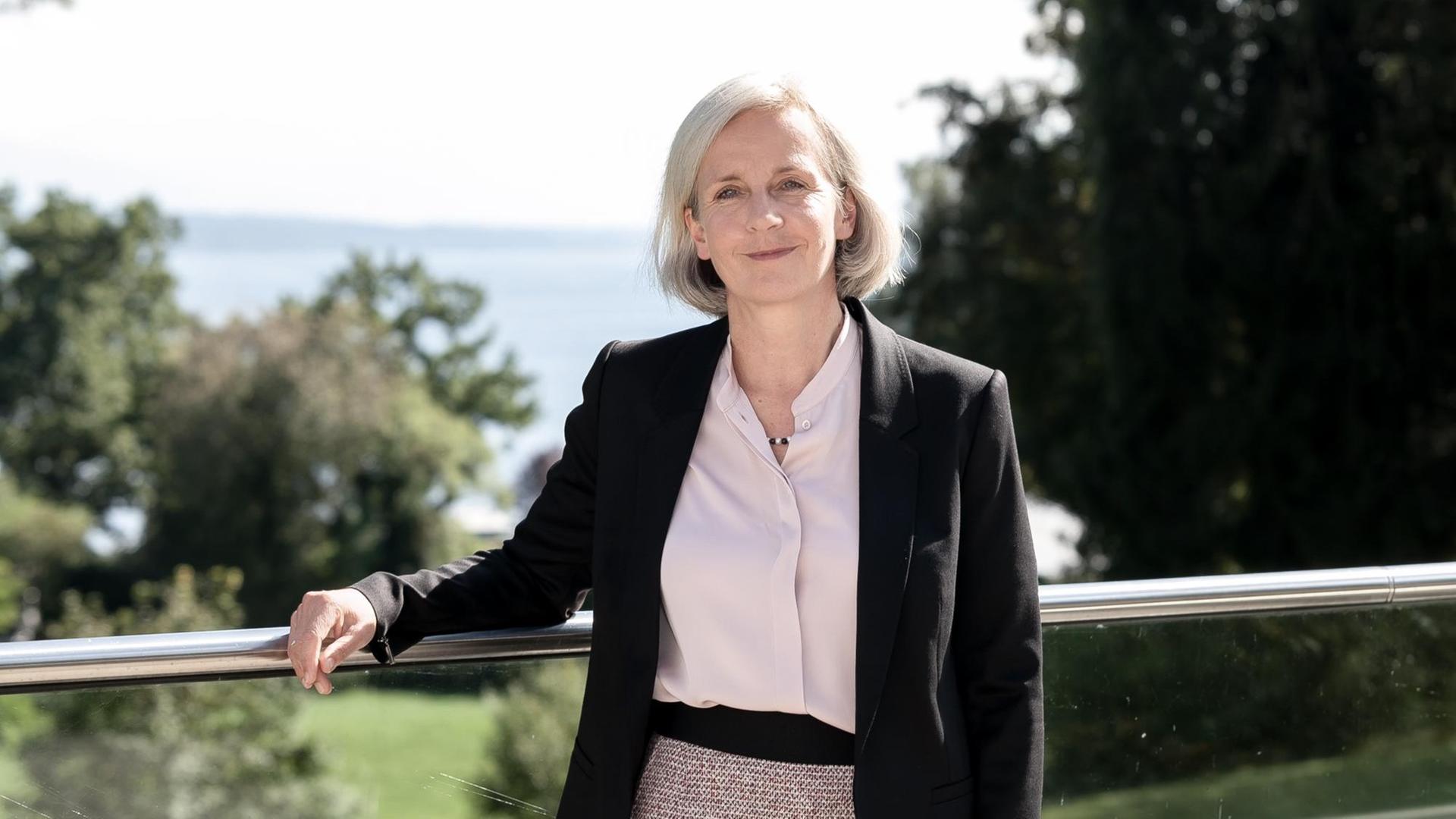 Leider liegt für dieses Bild keine Bildbeschreibung vor Leider liegt für dieses Bild keine Bildbeschreibung vor