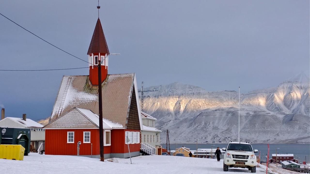 Svalbards Kirke, Longyearbyen Svalbards Kirke, Longyearbyen