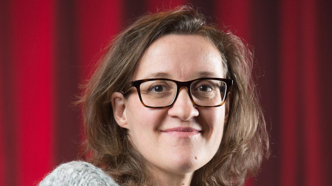 Porträtfoto von Miriam Tscholl Porträtfoto von Miriam Tscholl