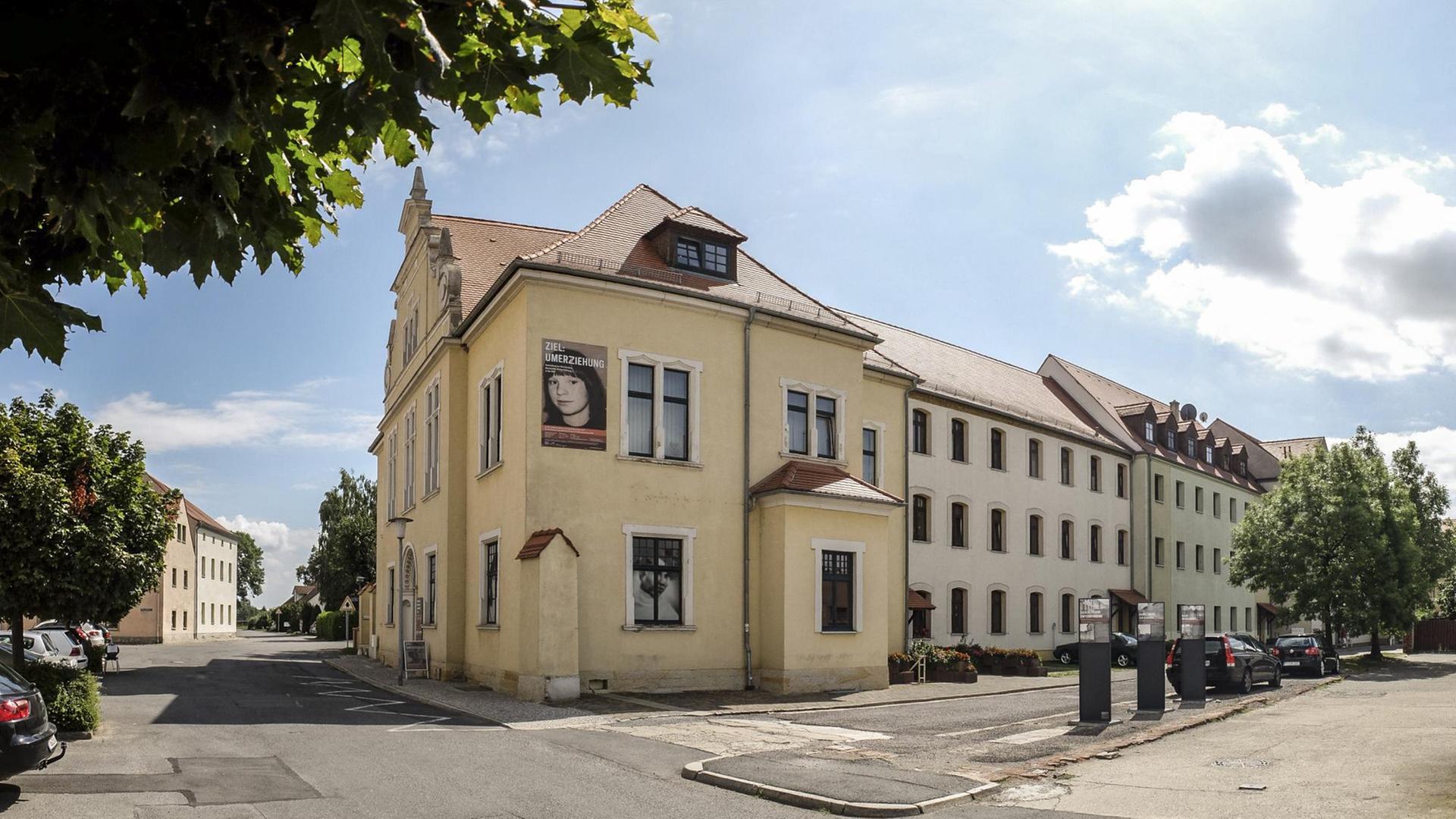 Das Gebäude des ehemaligen Jugendwerkhofs heute Das Gebäude des ehemaligen Jugendwerkhofs heute