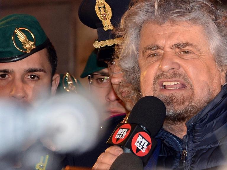 Beppe Grillo, italienischer Komiker und Politiker, der in Italien die "Fünf-Sterne-Bewegung" gründete.