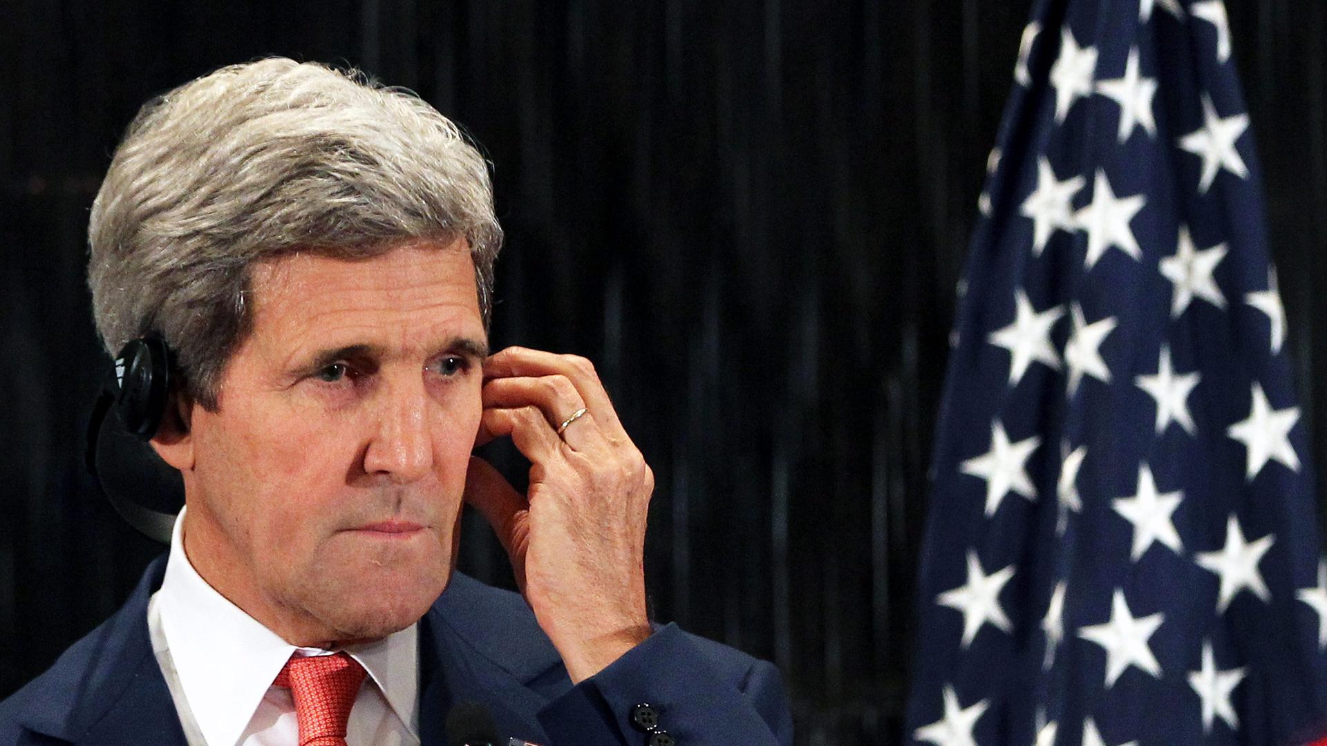 US-Außenminister John Kerry erwarten schwere Verhandlungen in Kairo. US-Außenminister John Kerry erwarten schwere Verhandlungen in Kairo.