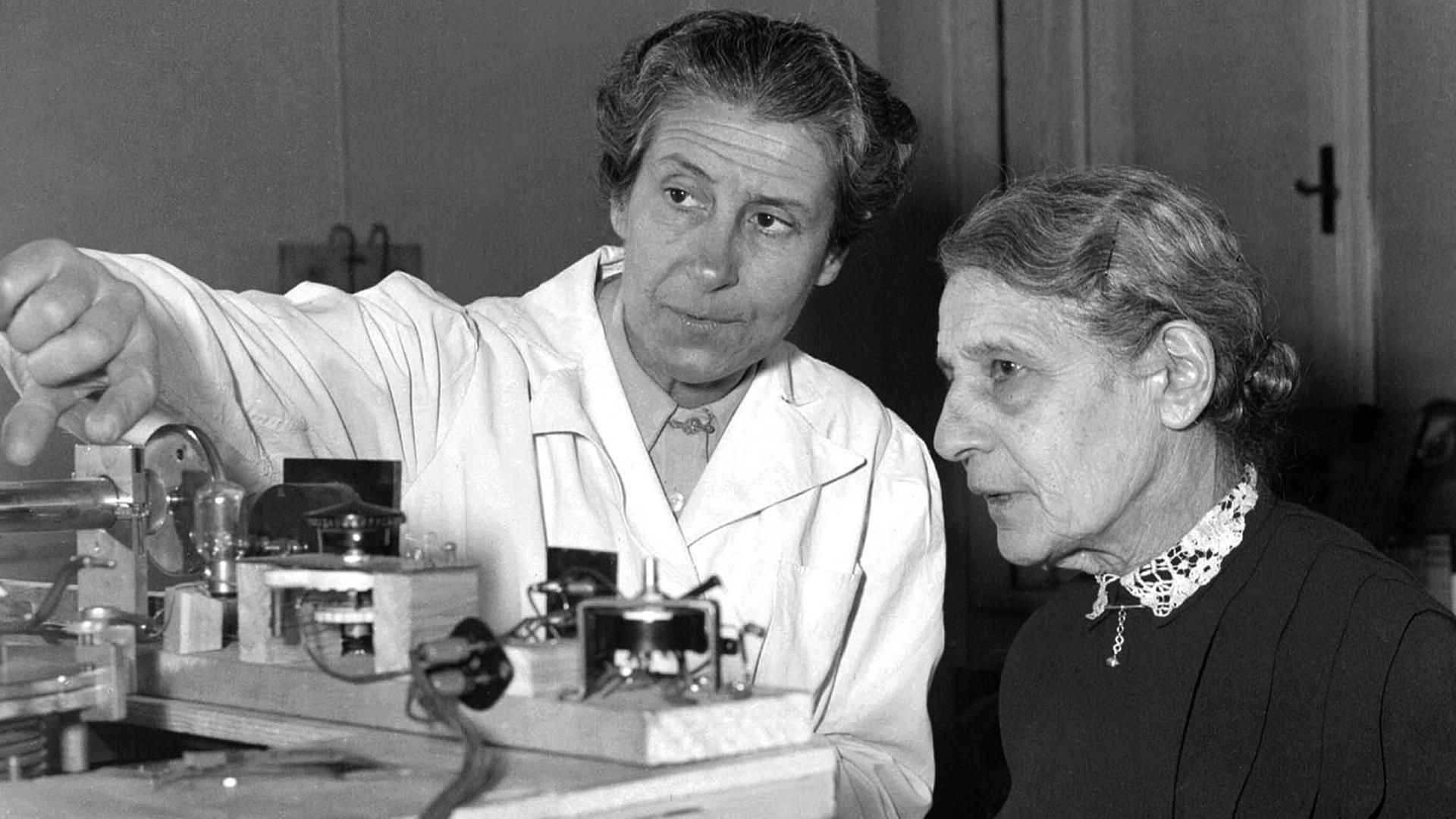 Berta Karlik (l) und Lise Meitner Berta Karlik (l) und Lise Meitner