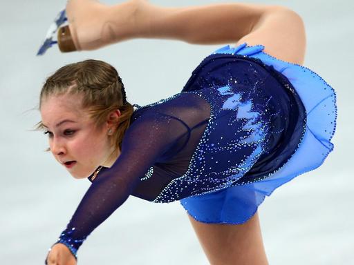 Die russische Eiskunstläuferin Julia Lipnizkaja beim Frauen-Kurz-Programm während der Olympischen Spiele in Sotschi im Februar 2014.