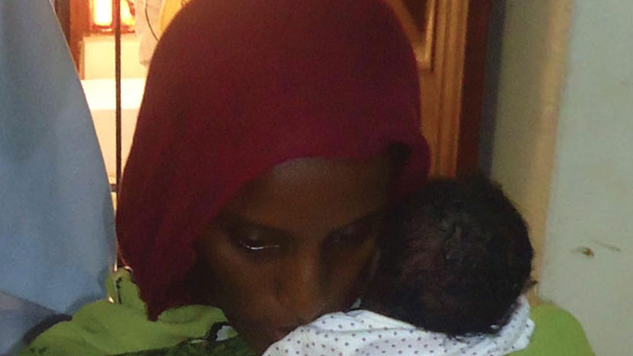 Mariam Jahia Ibrahim Ishak und ihre frisch geborene Tochter - im Gefängnis. Mariam Jahia Ibrahim Ishak und ihre frisch geborene Tochter - im Gefängnis.