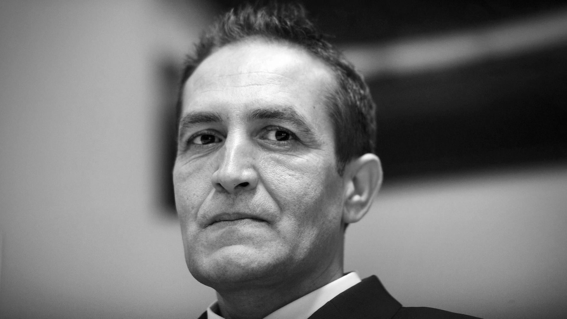 Der bosnische Schauspieler Nazif Mujic gibt am 07.02.2014 am Rande der 64. Internationalen Filmfestspiele in Berlin ein Interview. Der bosnische Schauspieler Nazif Mujic gibt am 07.02.2014 am Rande der 64. Internationalen Filmfestspiele in Berlin ein Interview.