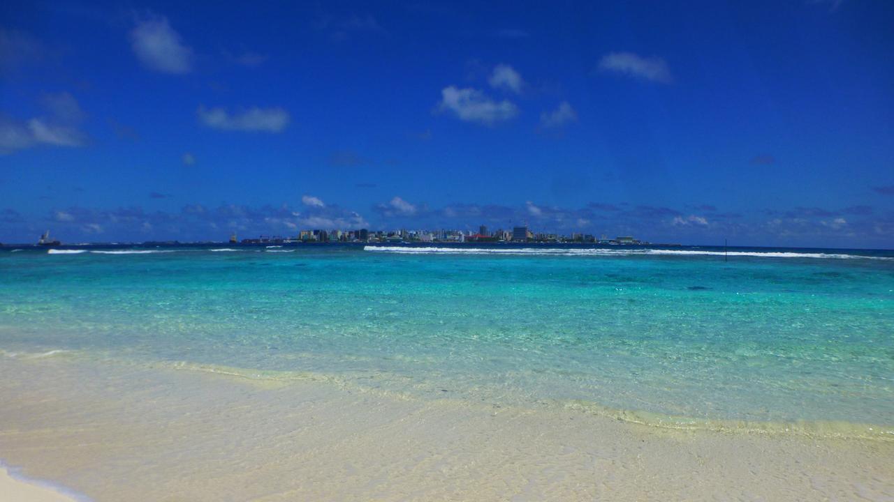 Blick auf die Hauptstadt der Malediven, Malé. Blick auf die Hauptstadt der Malediven, Malé.