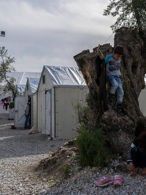 Das Flüchtlingslager "Kara Tepe" auf Lesbos