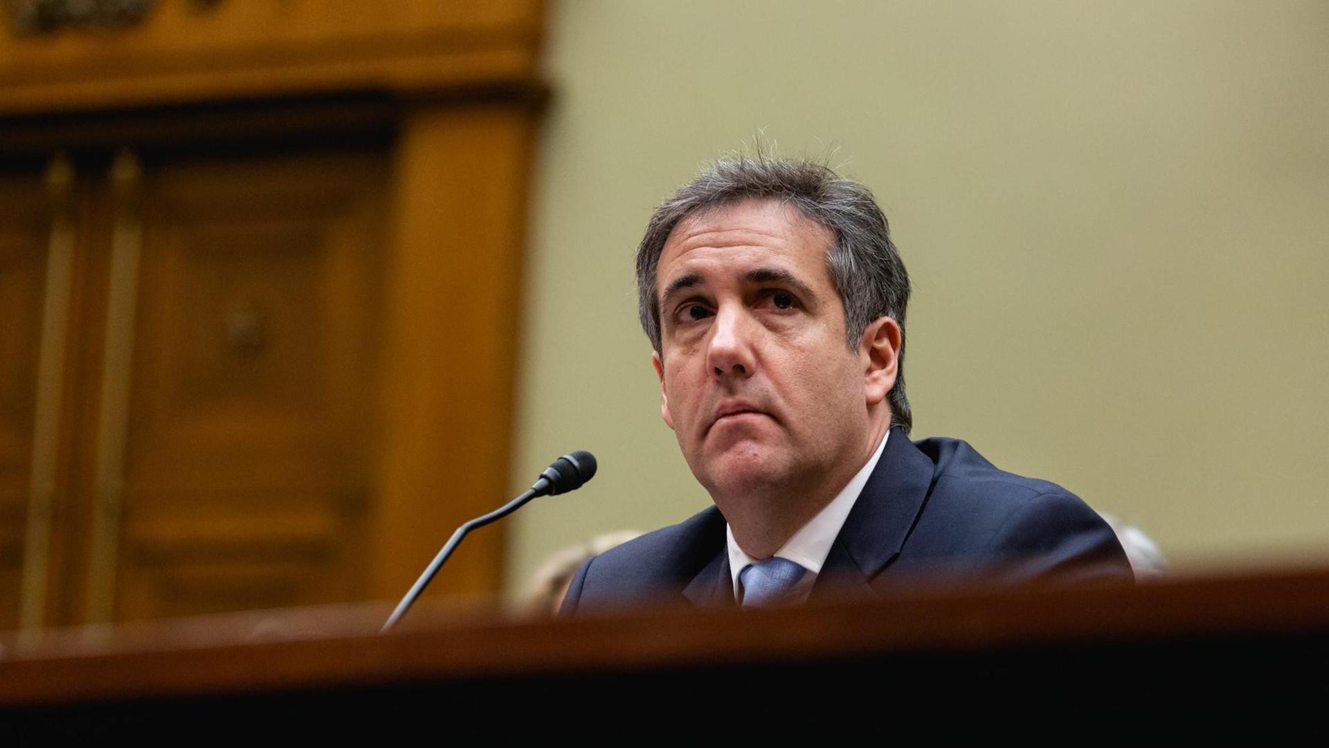 Michael Cohen, der frühere Anwalt von US-Präsident Trump, am 27.2.19 vor dem Kongress Michael Cohen, der frühere Anwalt von US-Präsident Trump, am 27.2.19 vor dem Kongress