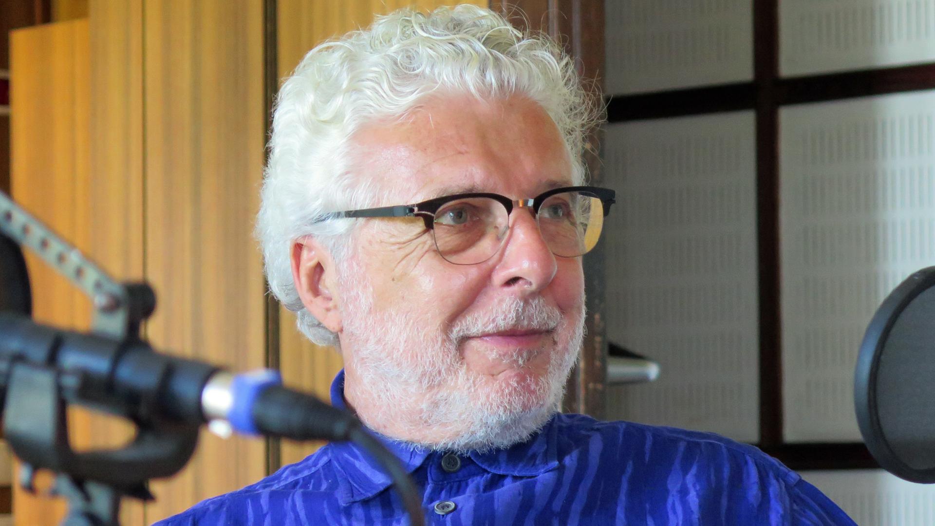 André Heller zu Gast bei Deutschlandradio Kultur, Aufnahme vom 6. Mai 2016 André Heller zu Gast bei Deutschlandradio Kultur, Aufnahme vom 6. Mai 2016