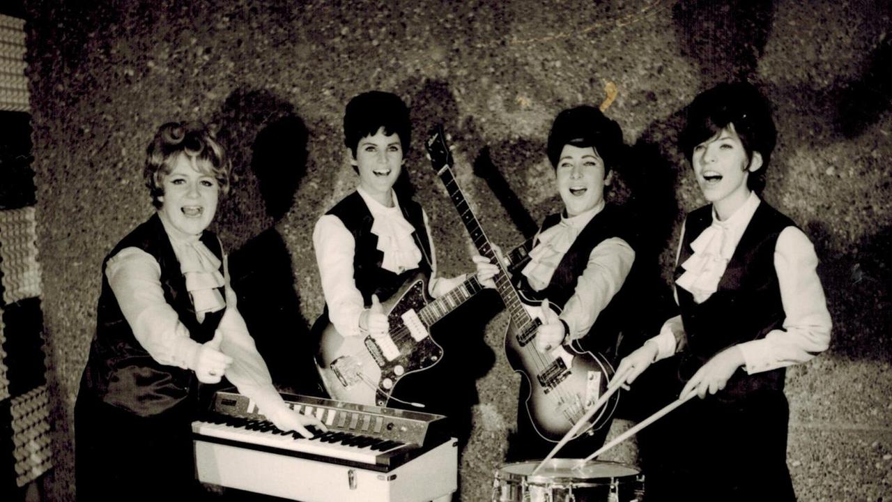 Die vierköpfige Frauenband "GIRLS" in den 60er-Jahren Die vierköpfige Frauenband "GIRLS" in den 60er-Jahren