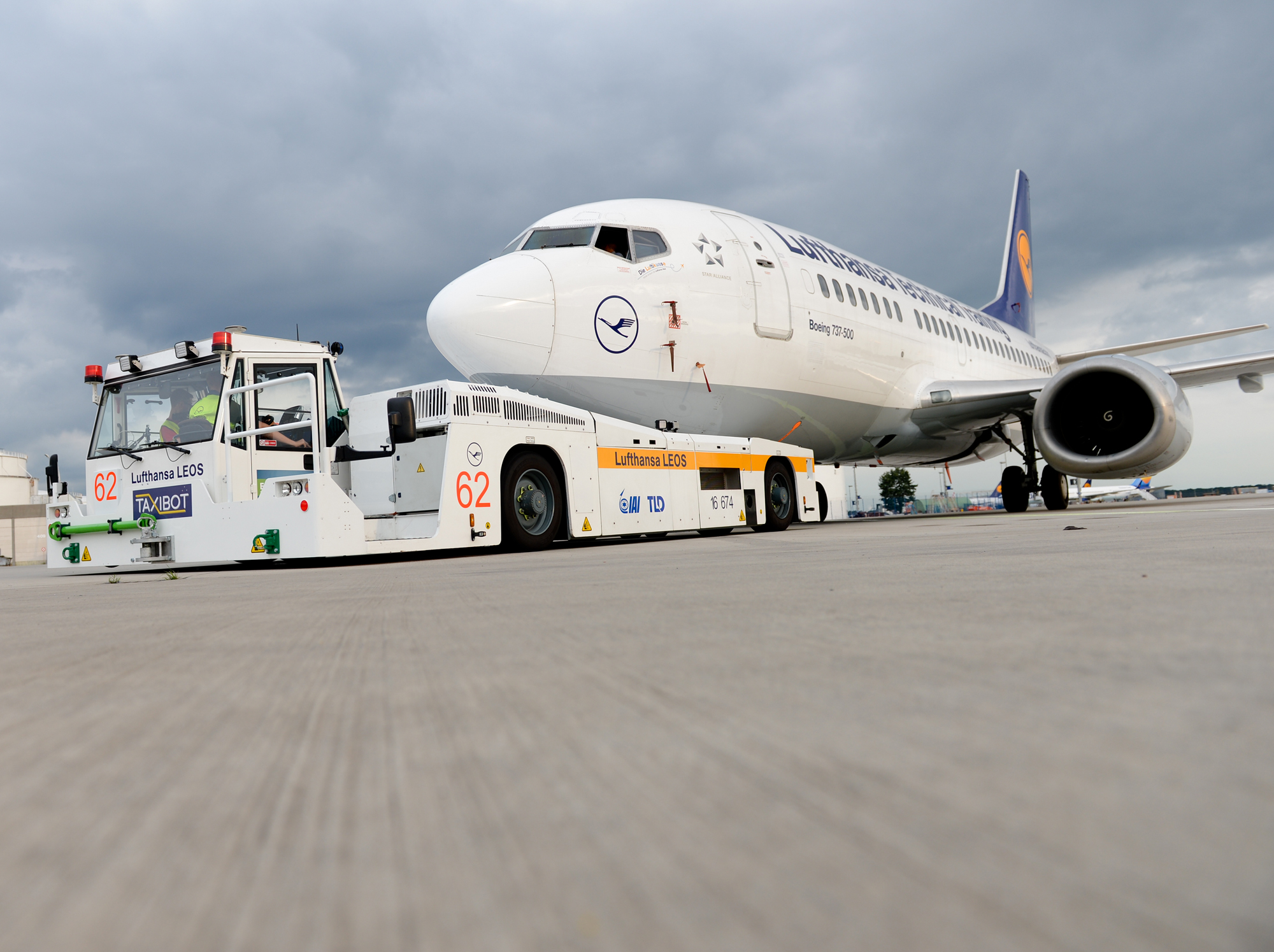 Luftfahrt Klimawandel erschwert das Fliegen deutschlandfunk.de