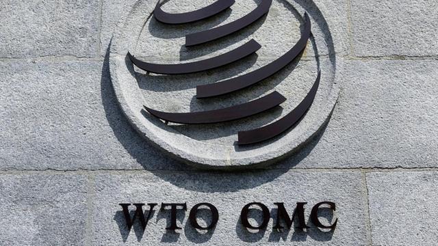 Logo der Welthandelsorganisation WTO am WTO-Gebäude in Genf, Rue de Lausanne, Schweiz